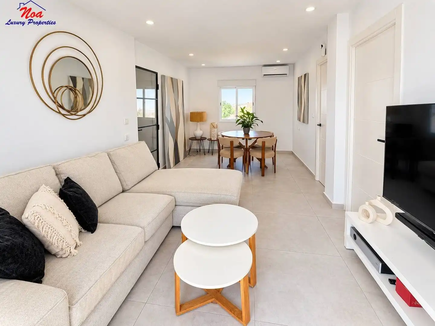 Apartamento con balcón en venta en Calle Tres Banderas, imagen 2