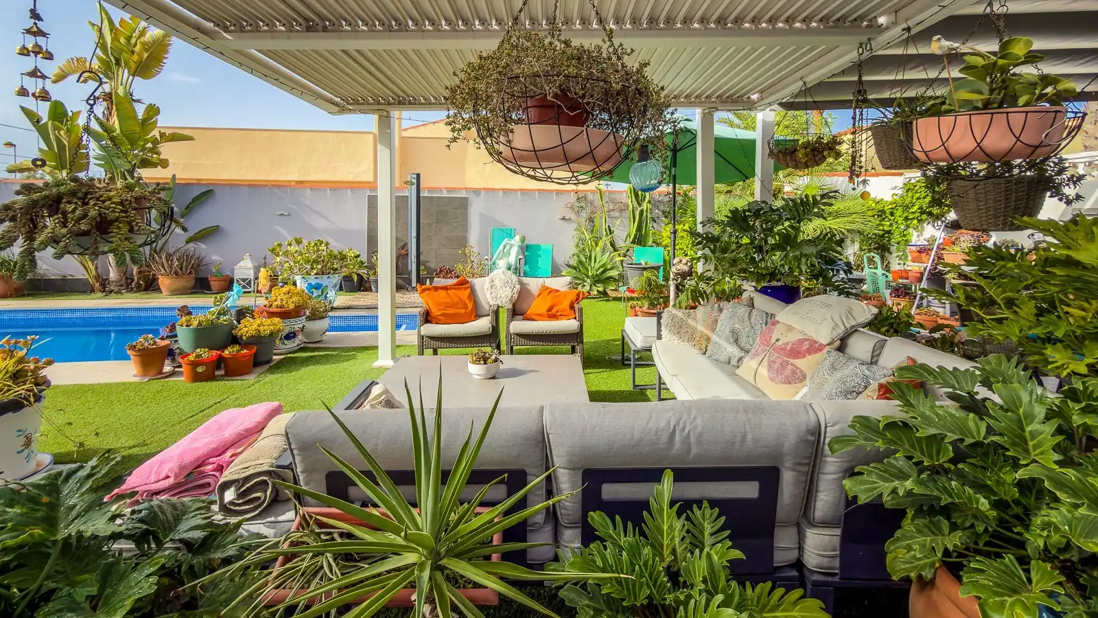 Terrassa de Casa o xalet en venda en Torrevieja amb Jardí privat, Terrassa i Traster