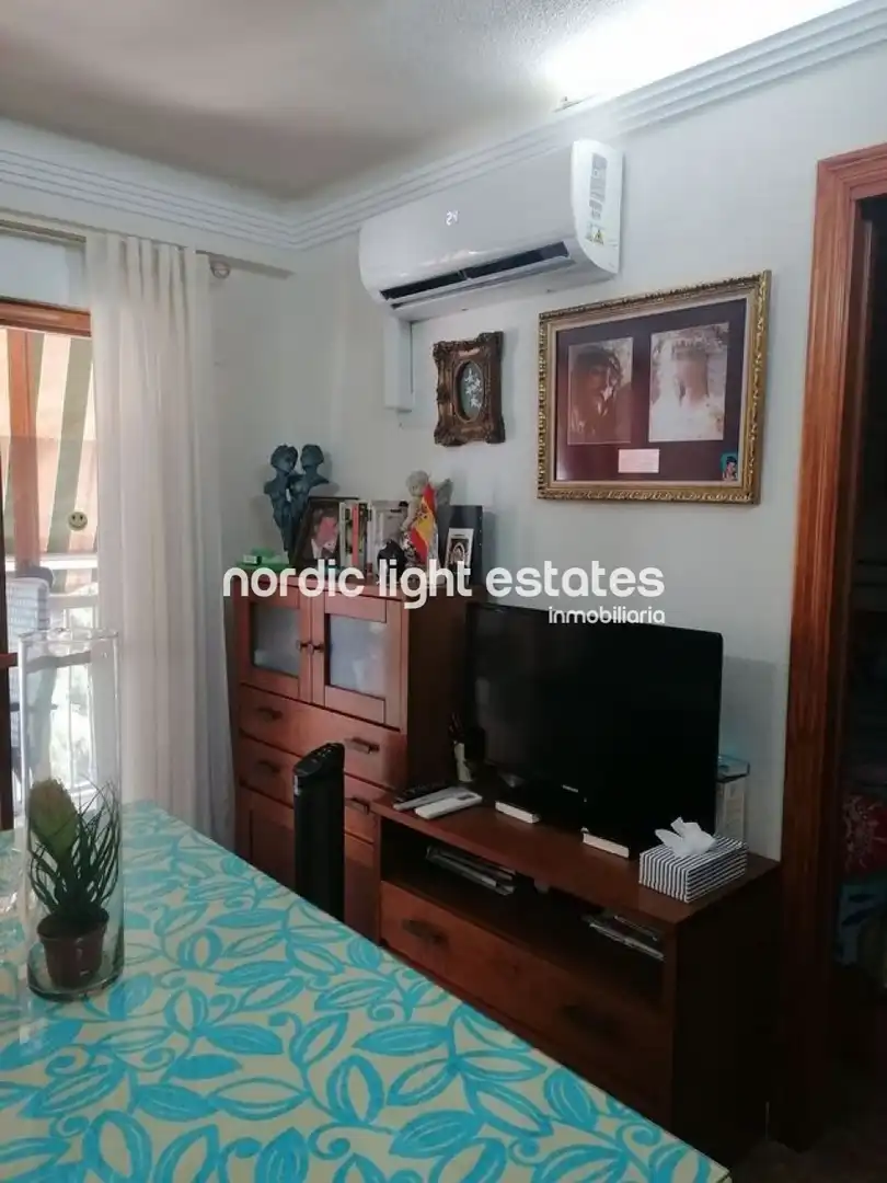 Piso con ascensor en venta en Torre del Mar, imagen 4