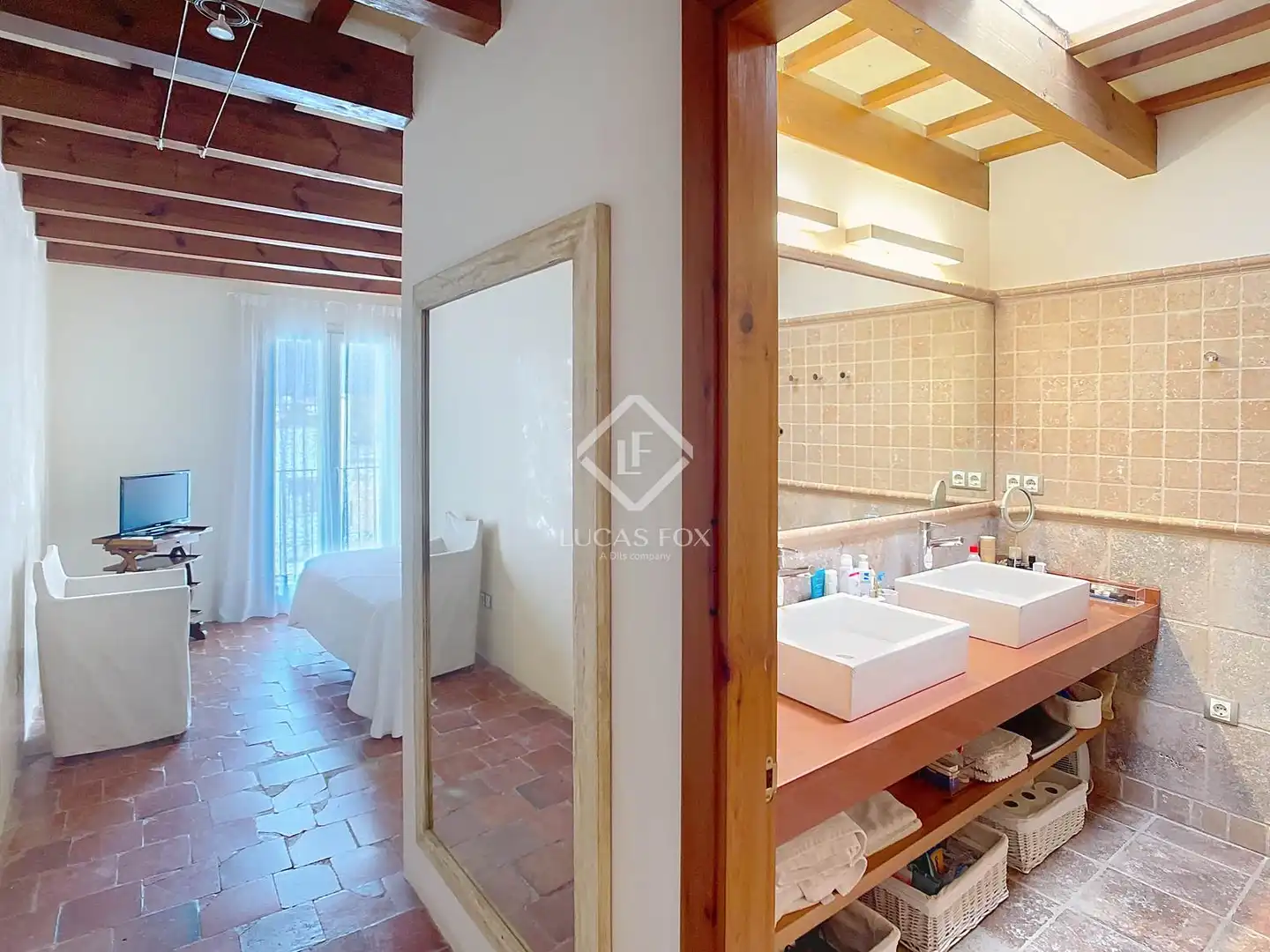 Badezimmer von Haus oder Chalet zum Verkauf in Ciutadella de Menorca mit Klimaanlage, Heizung und Privatgarten