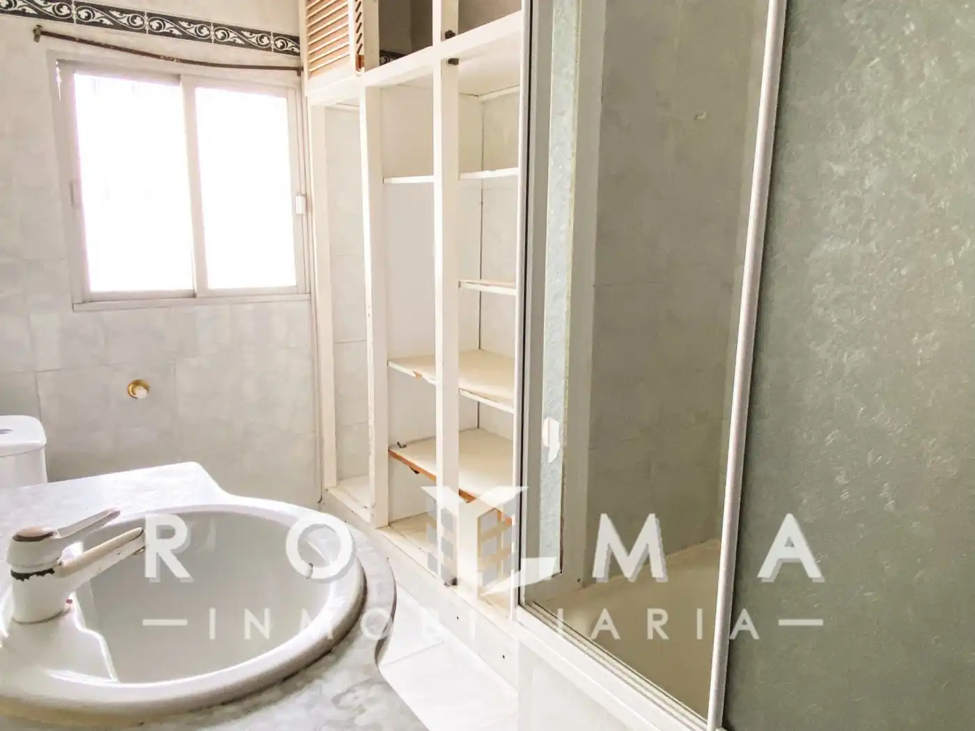 Baño de Piso en venta en Aznalcázar con Terraza