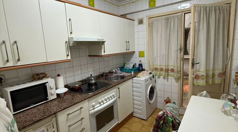 Foto 3 de Piso en venta en Calle Manuel de Falla, 22, Milán - Pumarín, Oviedo