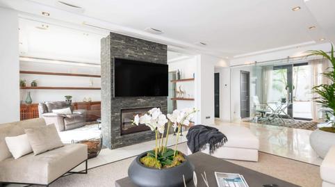 Foto 4 de Casa o xalet de lloguer a Nueva Andalucía centro, Málaga