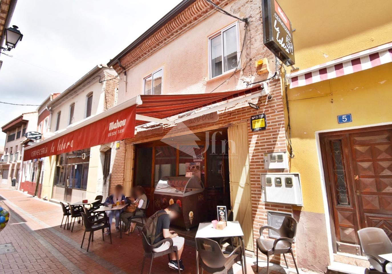 Local en venda en Olmedo amb Aire condicionat