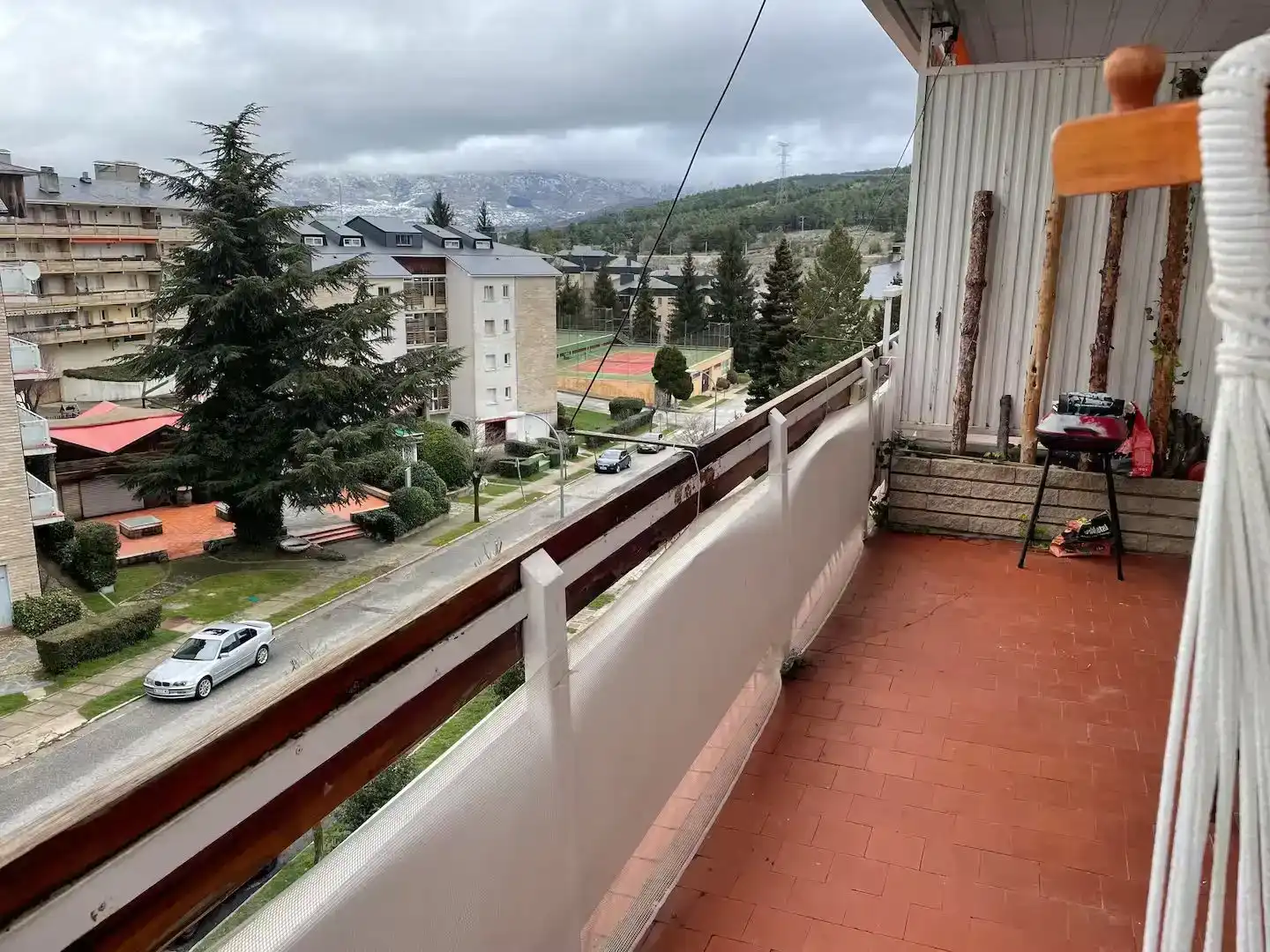 Terraza de Piso de alquiler en El Espinar con Parquet y Amueblado