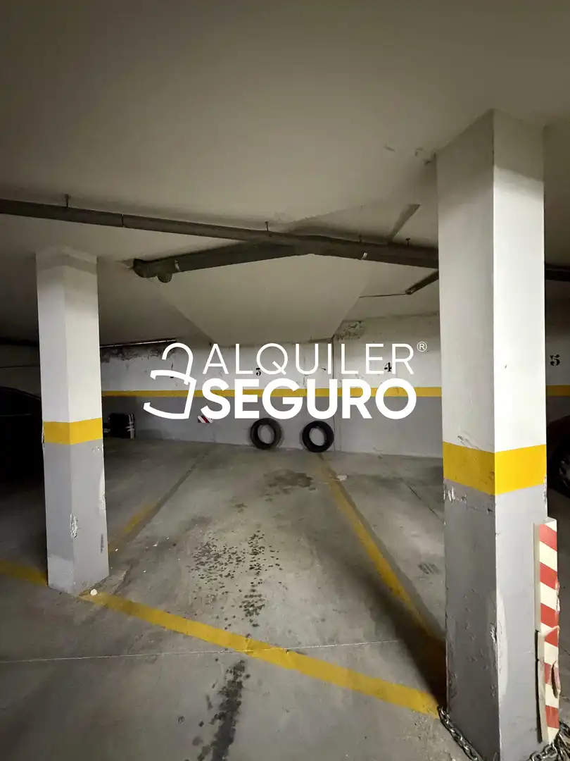Parking de Piso de alquiler en Centro  
