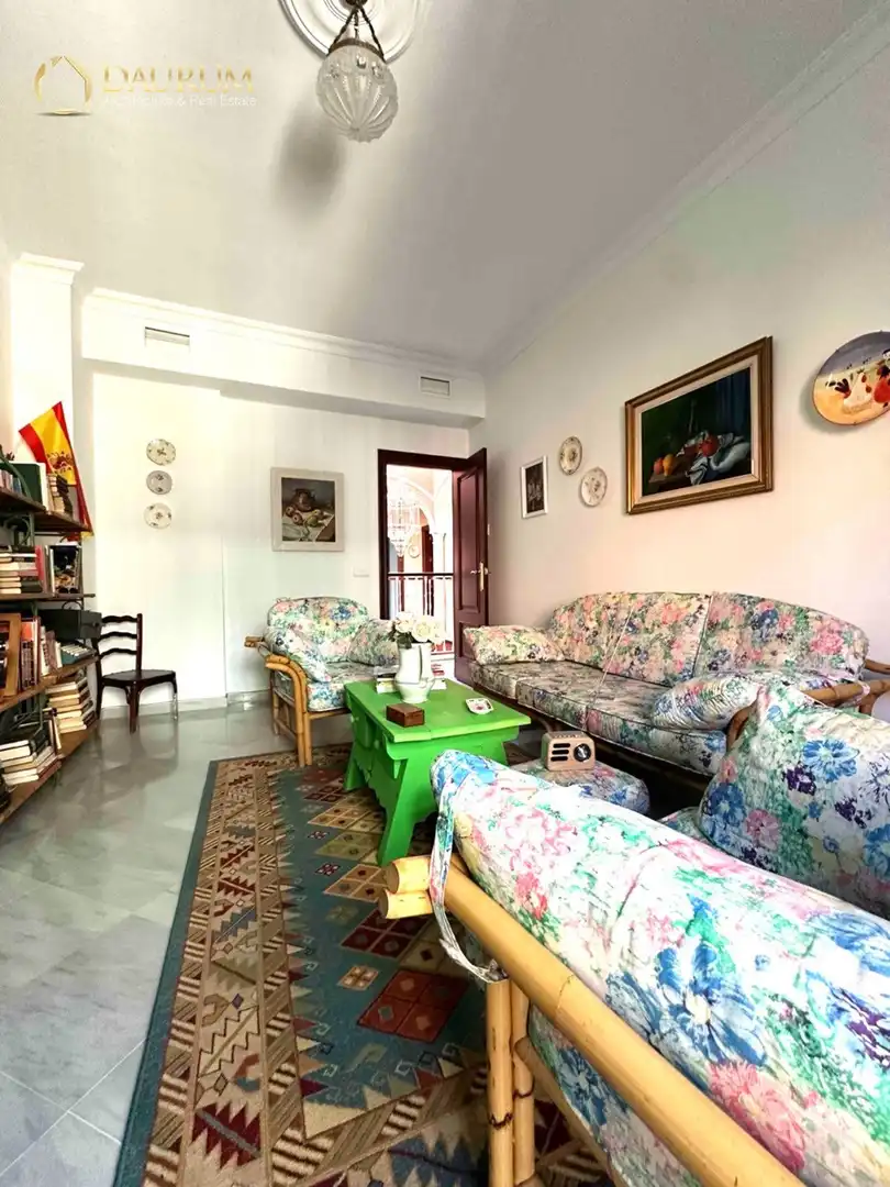 Living room of Houses for sale in Sevilla  with Air Conditioner, Heating and Terrace