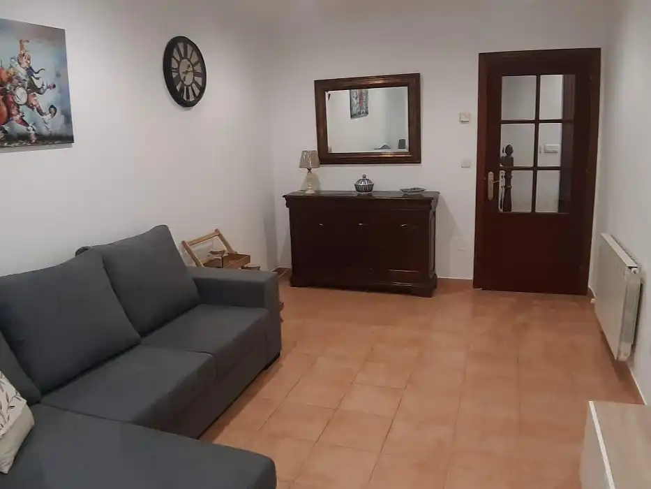 Wohnzimmer von Wohnung zur Miete in Boiro mit Heizung, Privatgarten und Parkett