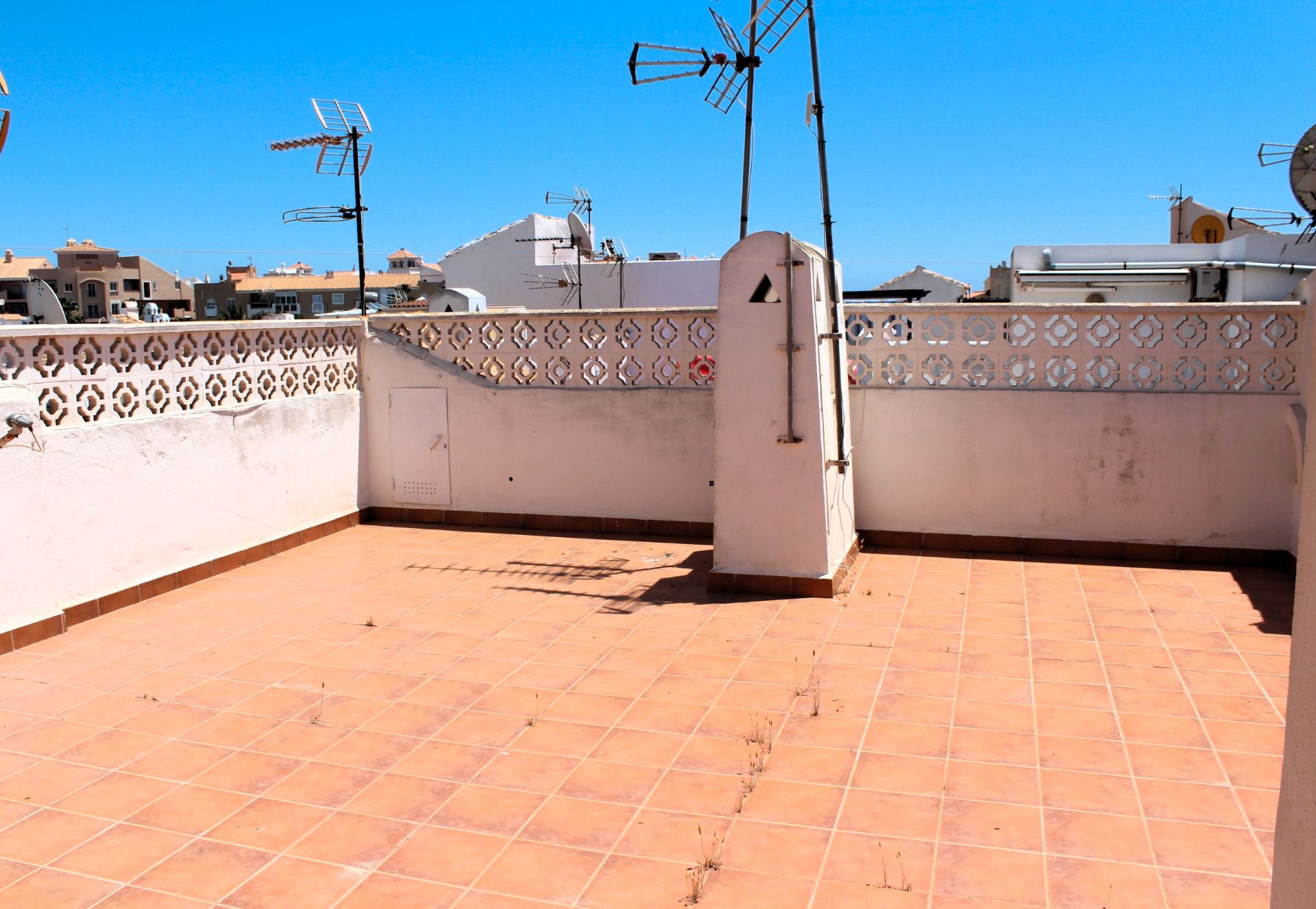 Terrace of Flat for sale in Roquetas de Mar  with Terrace, Furnished and Oven