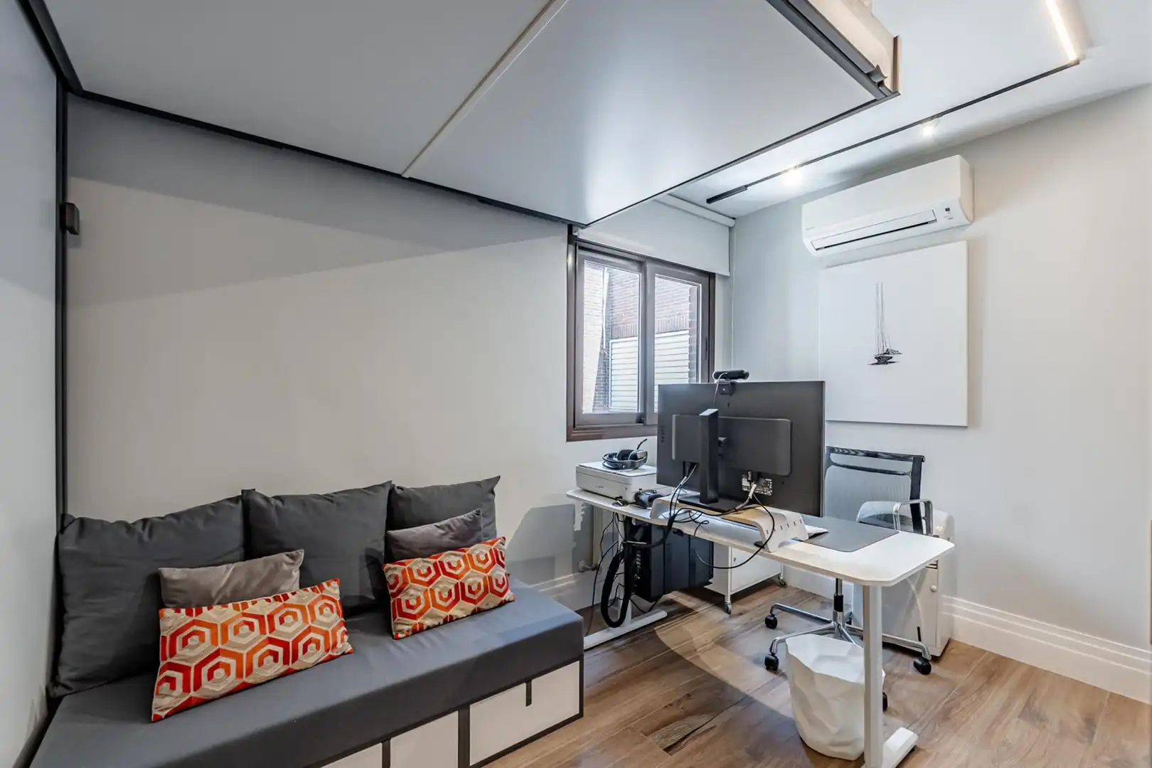 Sala d'estar de Àtic en venda en Pozuelo de Alarcón amb Aire condicionat, Calefacció i Jardí privat