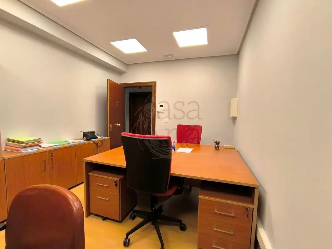 Büro zur Miete in Bilbao  mit Möbliert