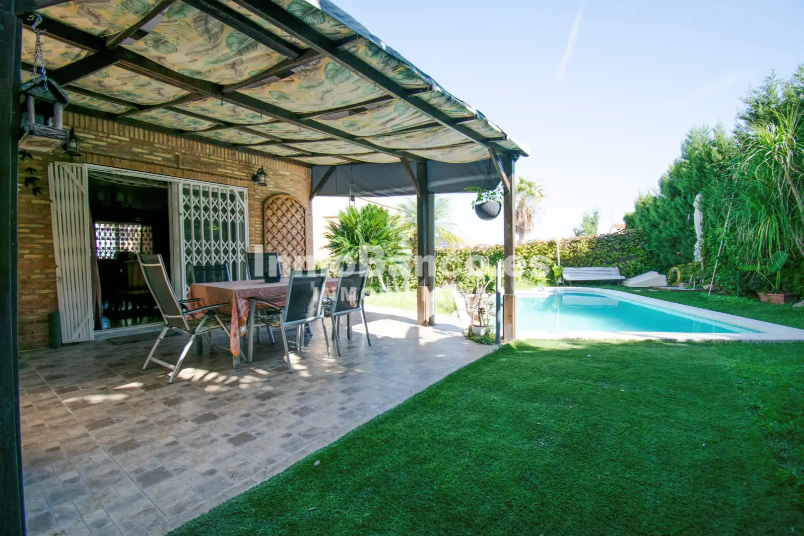 Villa avec piscine à vendre à Avenida del Rio Turia 1221A, imagen 3