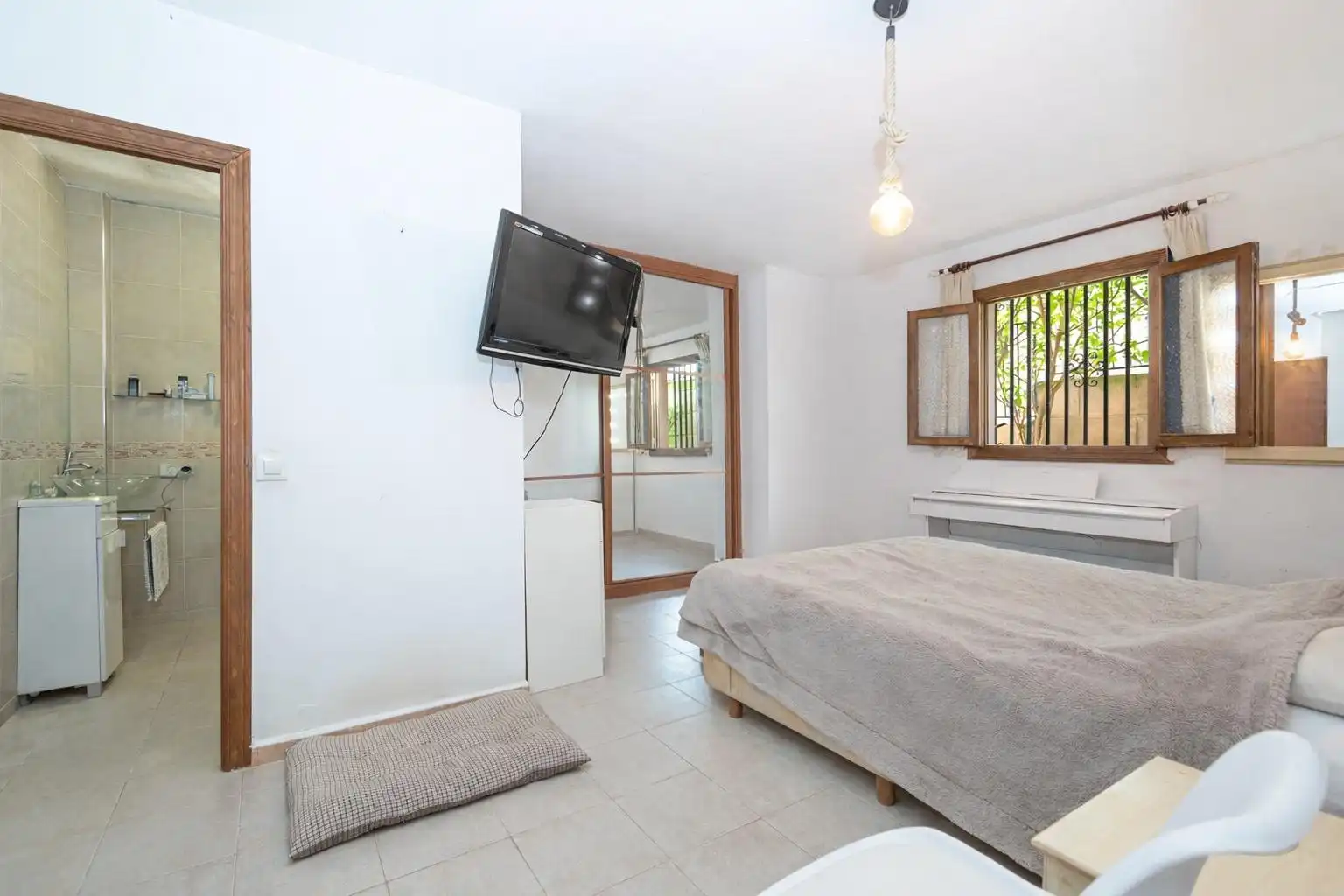 Bedroom of Houses for sale in Calvià  with Air Conditioner, Heating and Private garden
