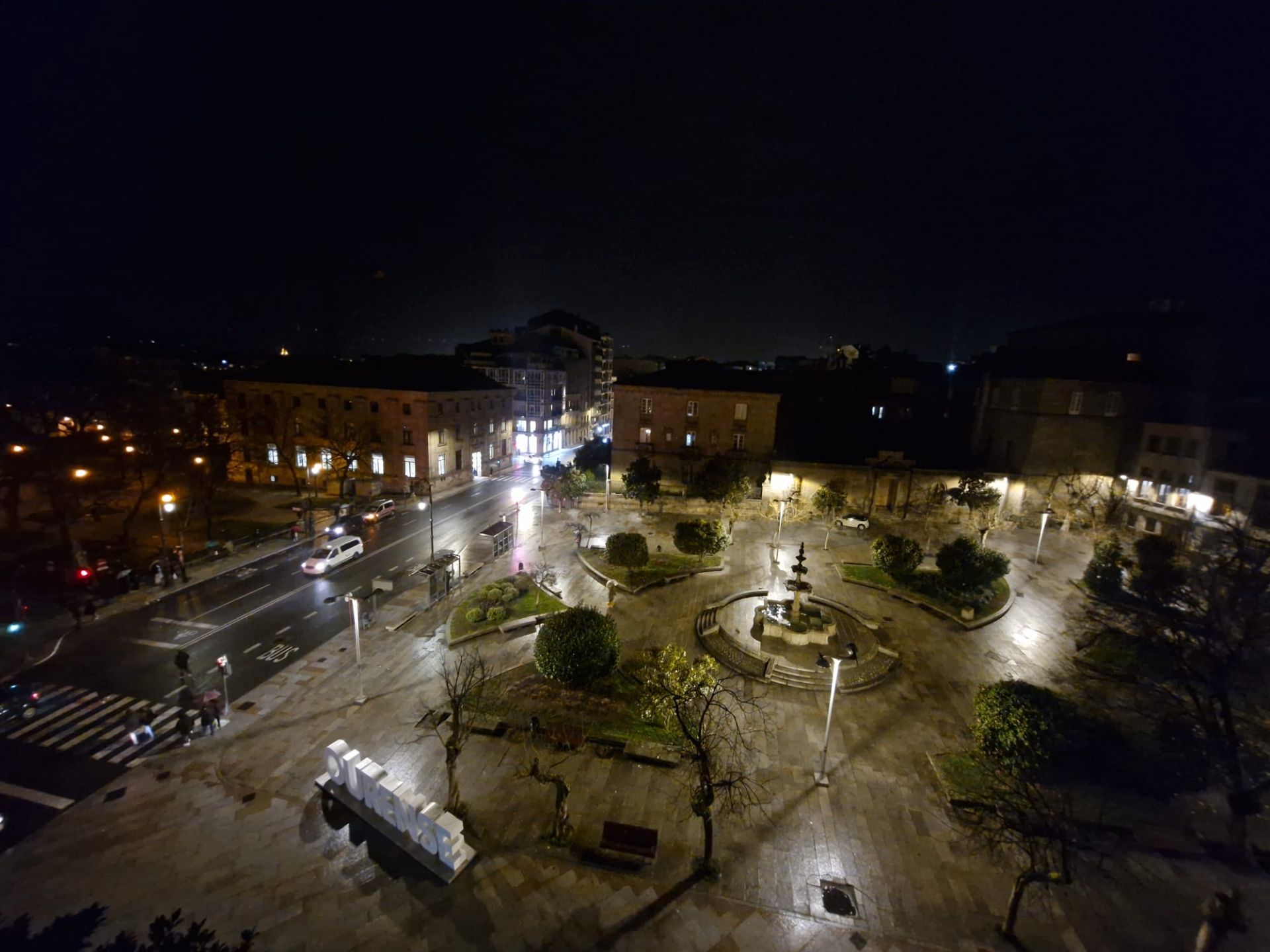 Vista exterior de Apartament de lloguer en Ourense Capital  amb Calefacció, Parquet i Moblat