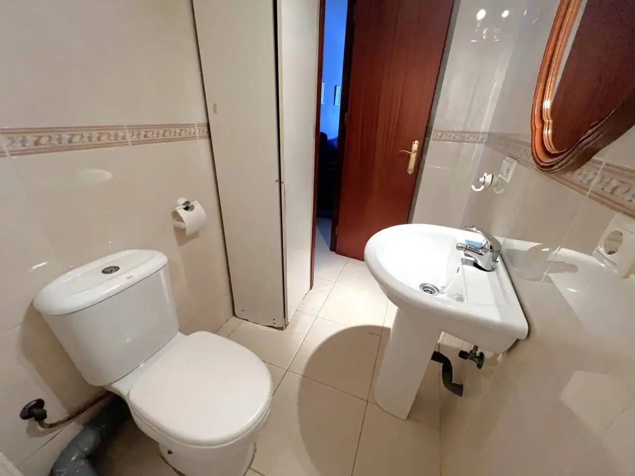 Baño de Piso en venta en El Carmen - Cardeñas