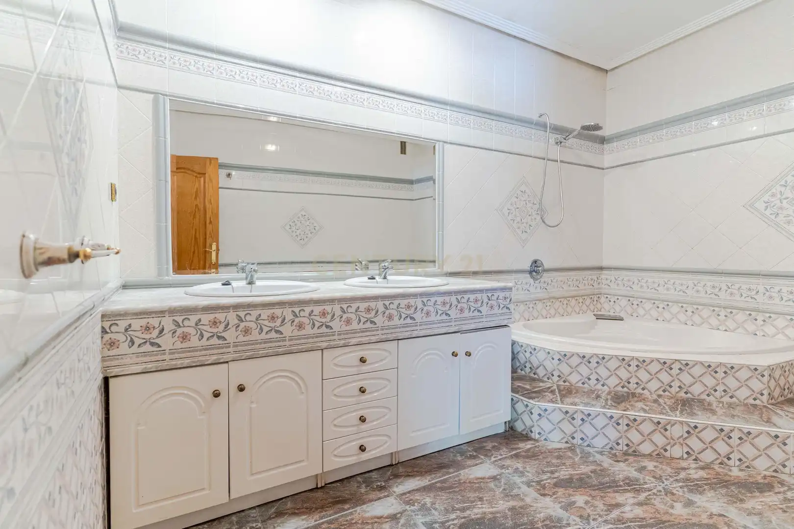 Maison avec piscine à vendre à C. Vandelvira, 15, 23170 Jaén, Spain Urbanización Cerro Molina, imagen 90