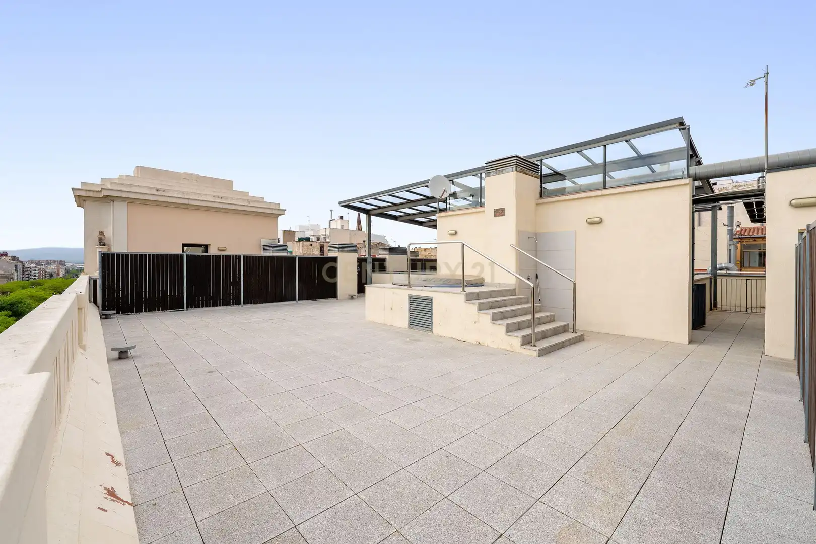 Terrassa de Apartament en venda en Tarragona amb Aire condicionat, Traster i Alarma