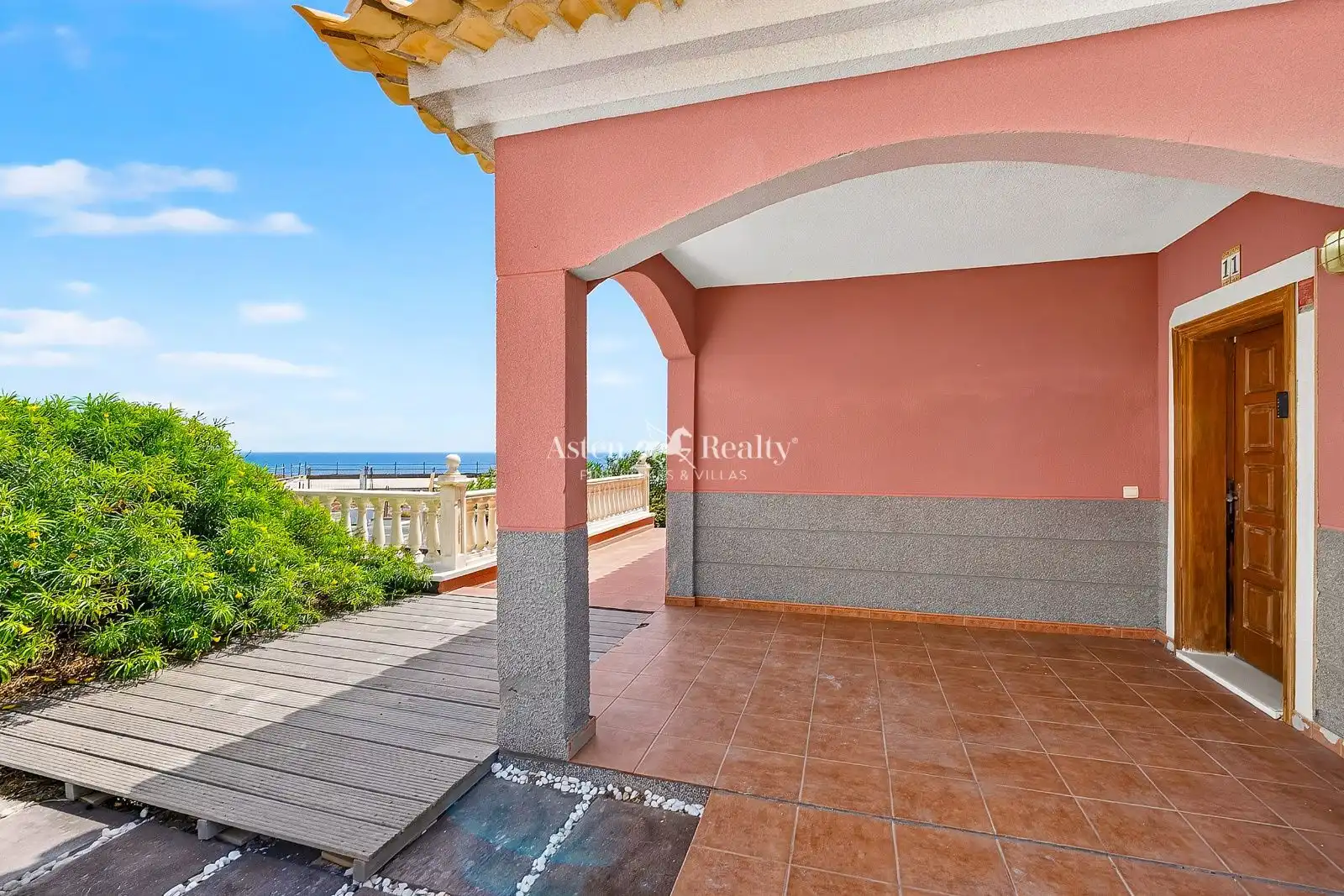 Casa aparellada amb piscina en venda a Juan Carlos I 115, imagen 4