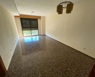 Pis de lloguer a Carrer de Pere II el Cerimoniós, La Creu del Grau, Camins al Grau,  Valencia Capital
