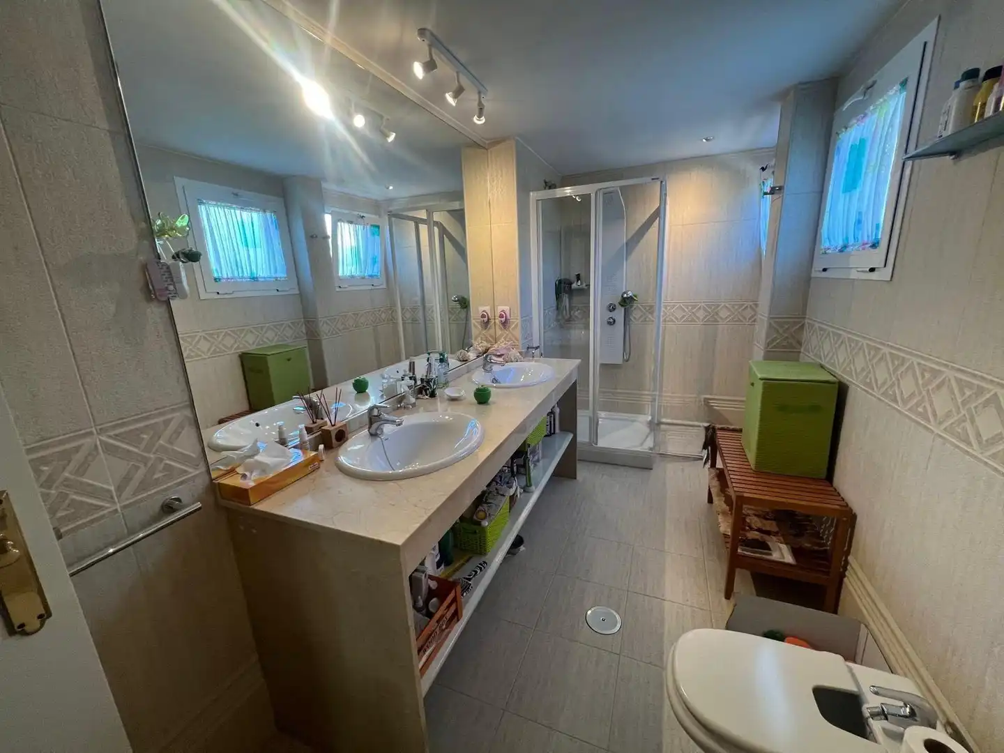 Bathroom of Flat for sale in Málaga  with Air Conditioner, Heating and Community pool