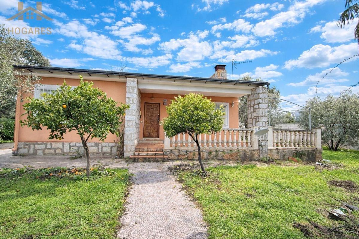 House or chalet for sale