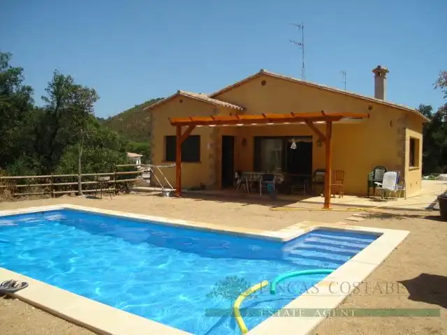Detached house with pool for sale in Platja d'Aro