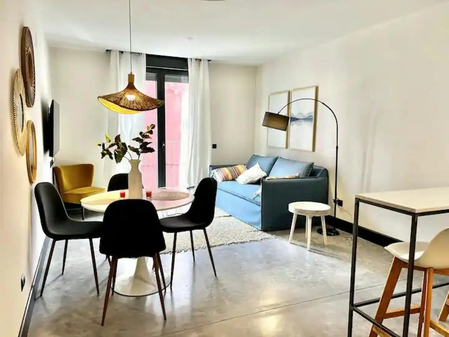 Flat for rent in N/A, Almendrales