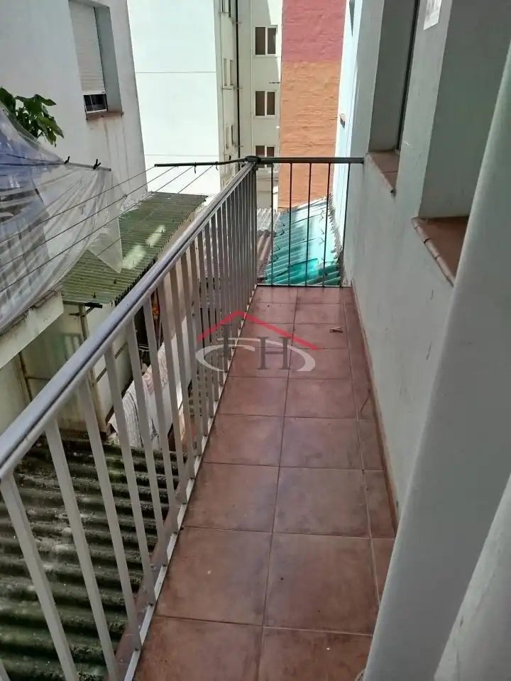 Terrassa de Pis de lloguer en León Capital  amb Calefacció, Parquet i Terrassa