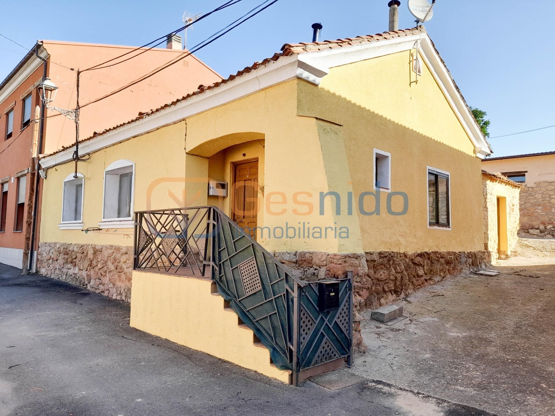 Exterior view of House or chalet for sale in Los Huertos  with Heating