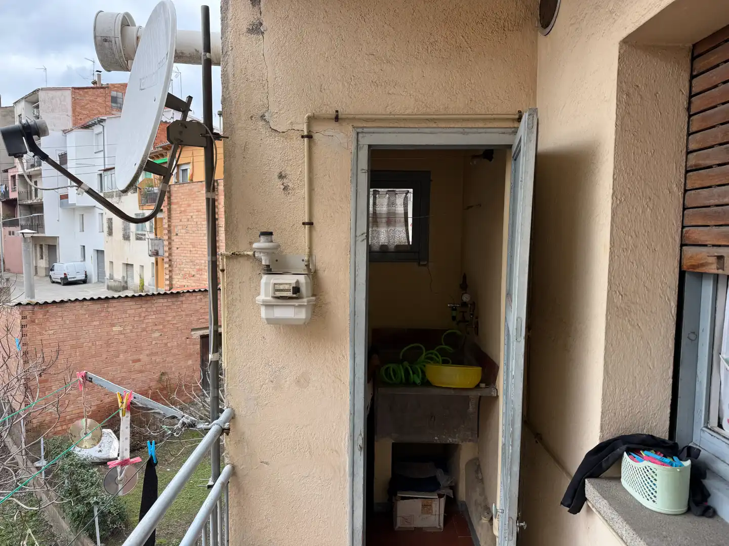 Casa aparellada amb terrassa en venda a Torelló, imagen 26