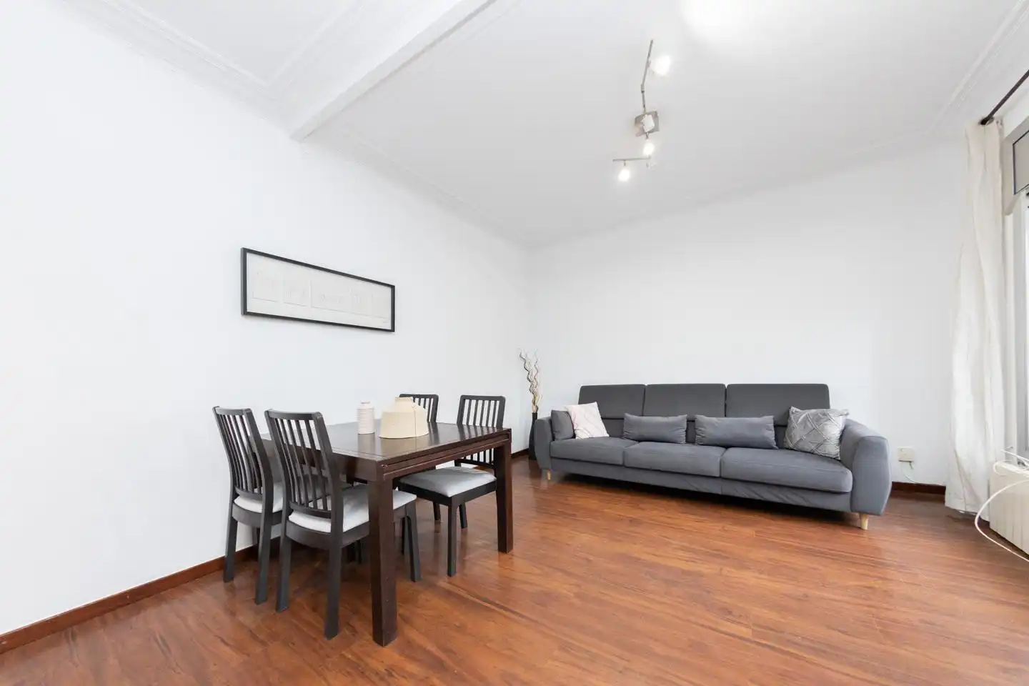 Living room of Flat for sale in Barcelona  with Air Conditioner and Furnished