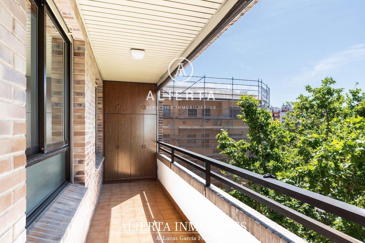 Vista exterior de Piso en venta en  Zaragoza Capital con Aire acondicionado, Calefacción y Terraza