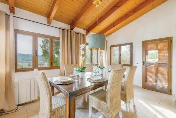 Esszimmer von Haus oder Chalet zum Verkauf in Alcúdia mit Klimaanlage, Heizung und Privatgarten