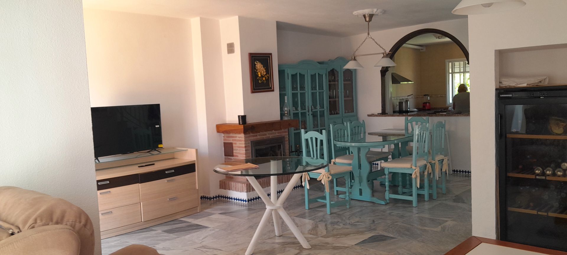 Menjador de Casa adosada en venda en Manilva amb Terrassa, Forn i Piscina comunitària