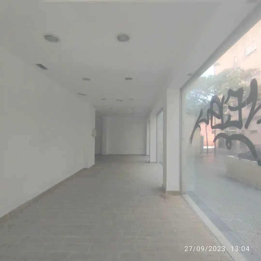 Local comercial de lloguer a Calle Adolfo Vila Valencia 23, imagen 4