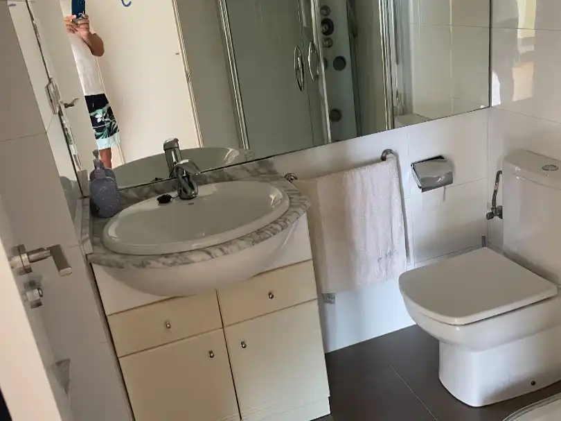 Badezimmer von Wohnung zur Miete in Heliópolis
