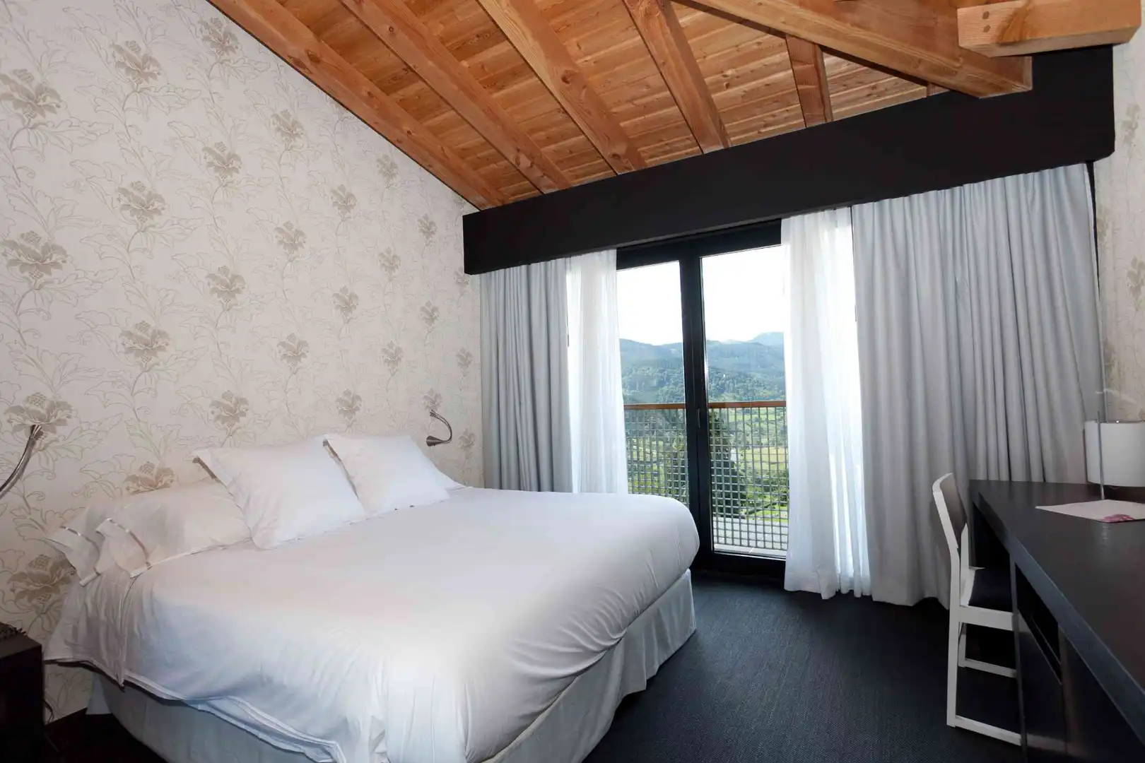 Habitación de Edificio en venta en Zeanuri