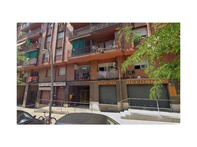 Piso en Venta en Carrer del Dos de Maig en Centre