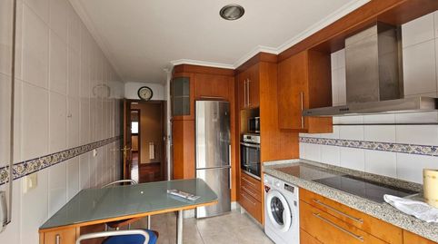 Photo 2 of Flat for rent in As Lagoas, Ourense Capital