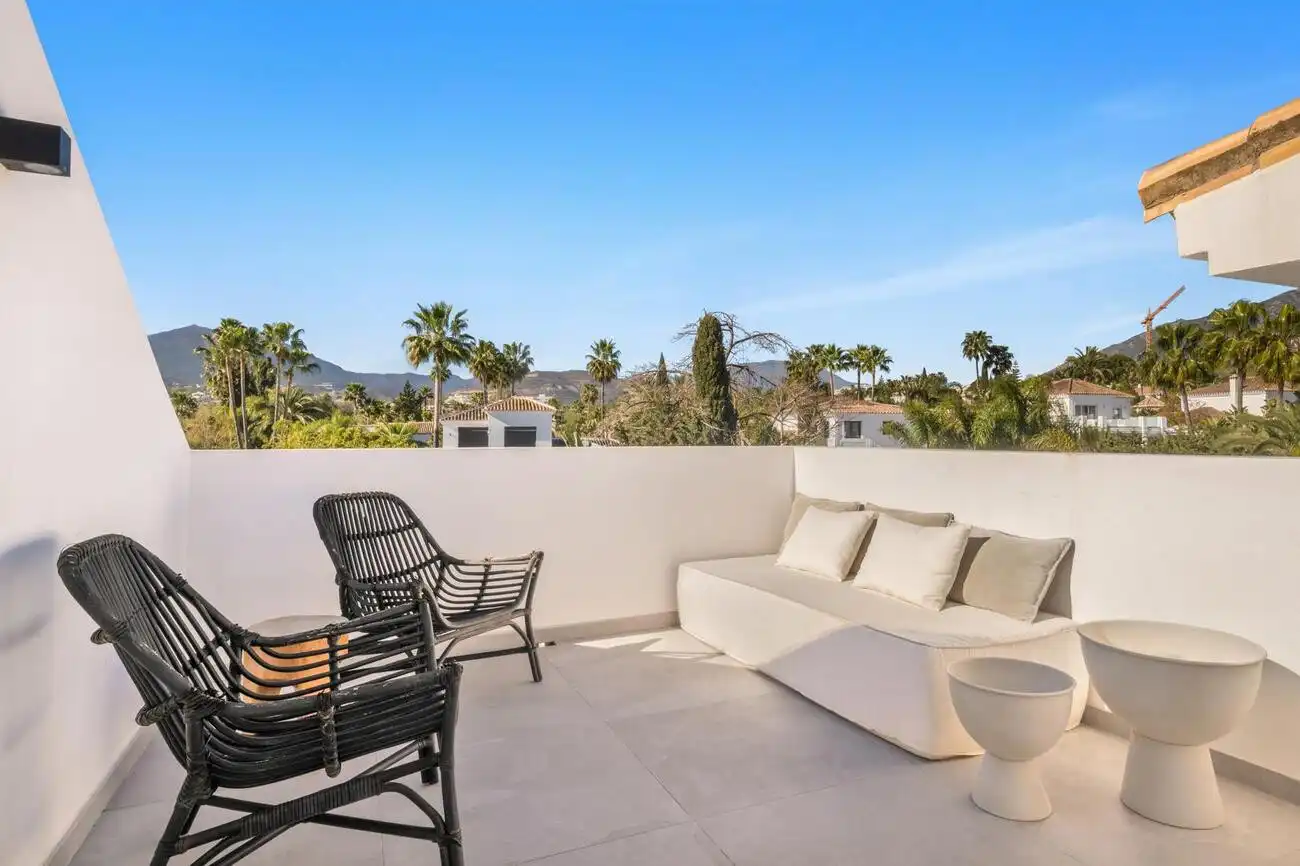 Terraza de Casa o chalet de alquiler en Marbella con Aire acondicionado, Calefacción y Jardín privado