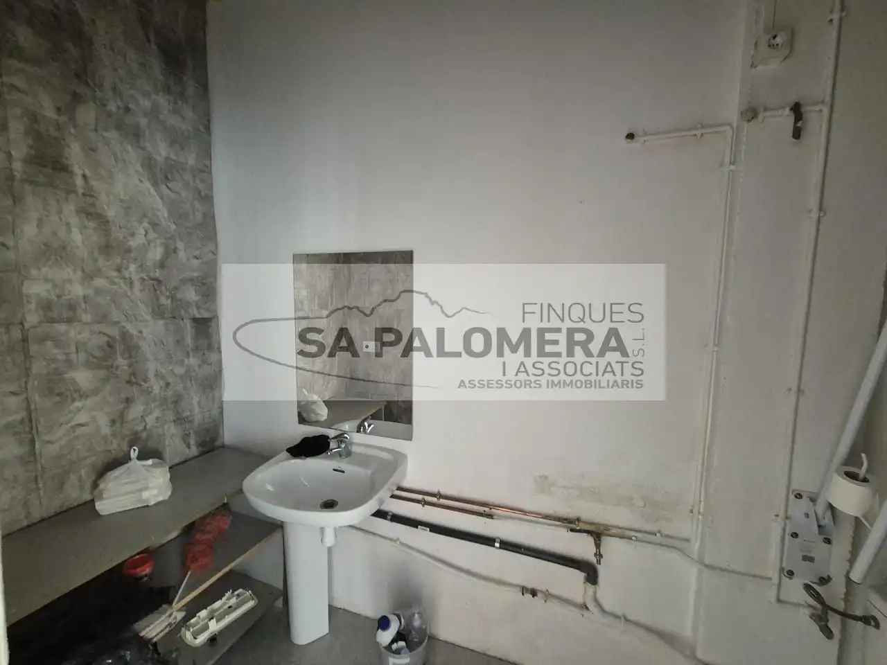 Badezimmer von Geschaftsraum zum Verkauf in Blanes