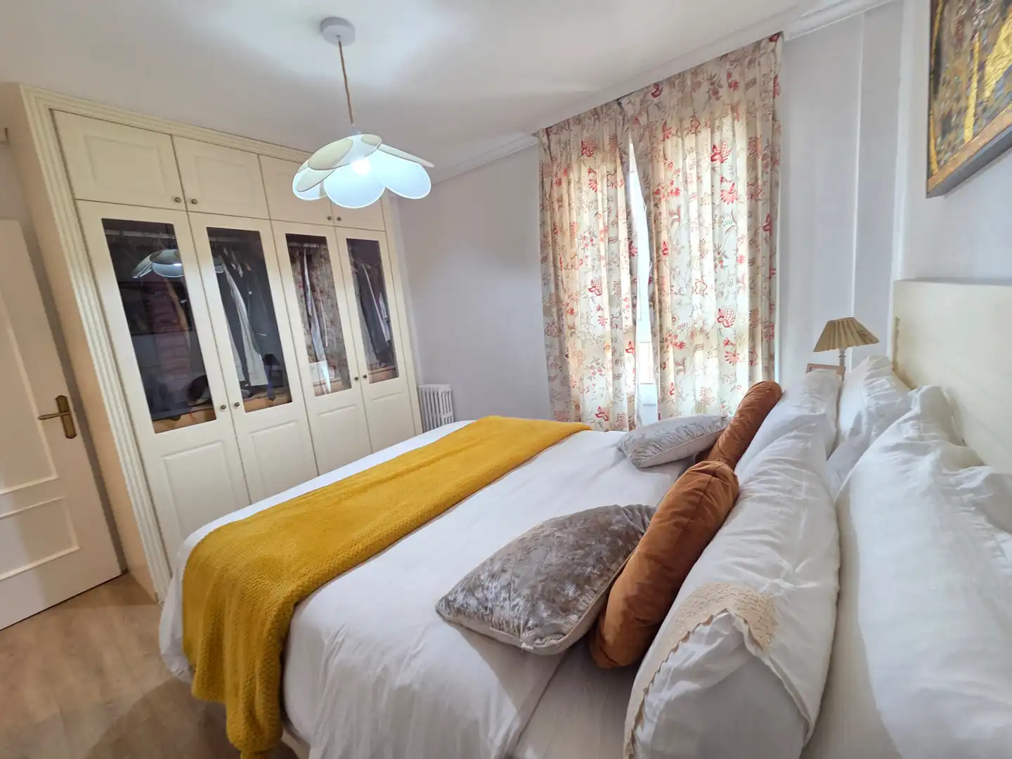 Bedroom of Flat for sale in Bilbao   with Heating and Balcony