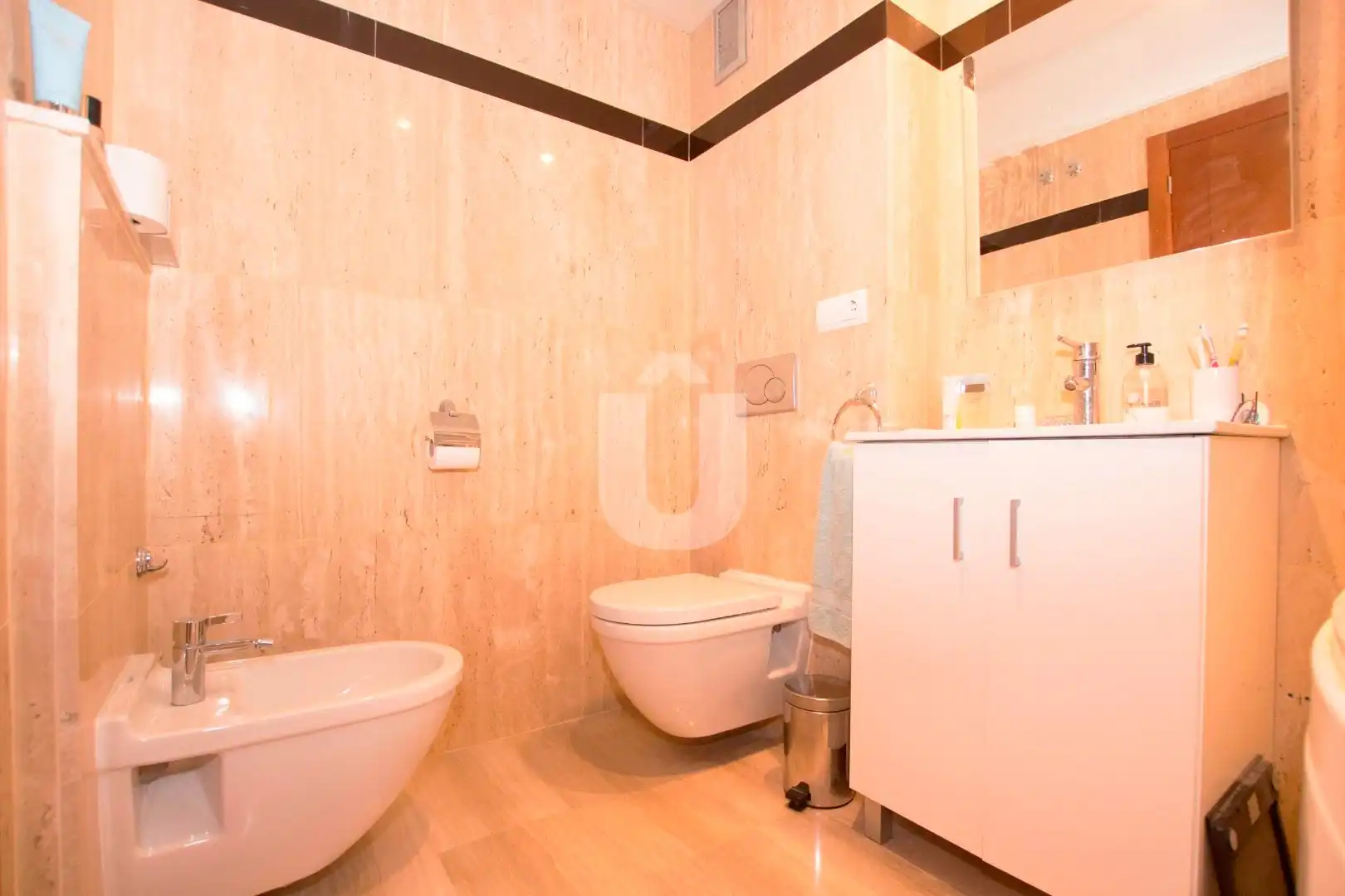 Bany de Apartament de lloguer en Valencia amb Aire condicionat, Calefacció i Piscina