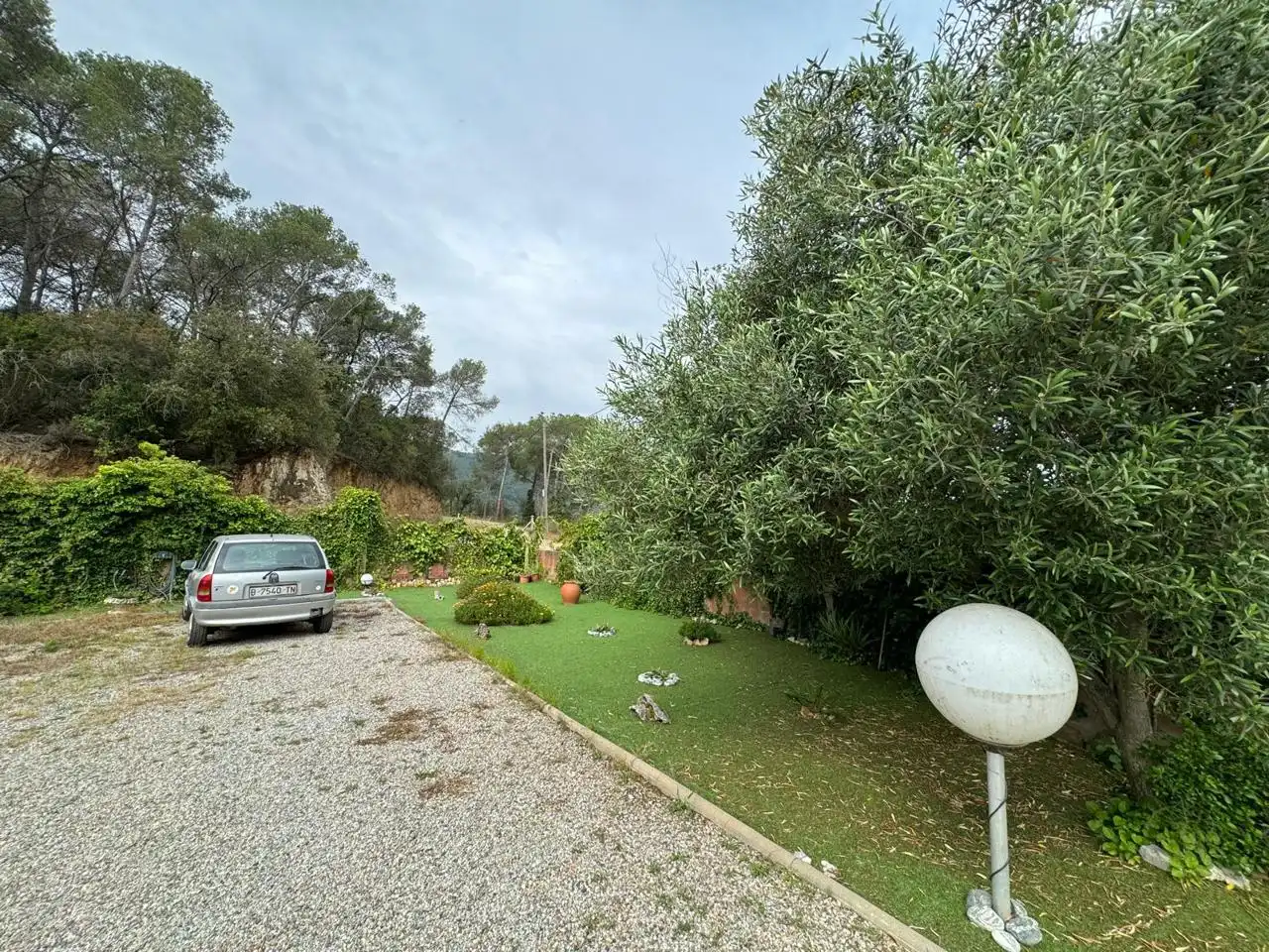 Vista exterior de Finca rústica en venta en Sant Fost de Campsentelles con Calefacción, Jardín privado y Parquet