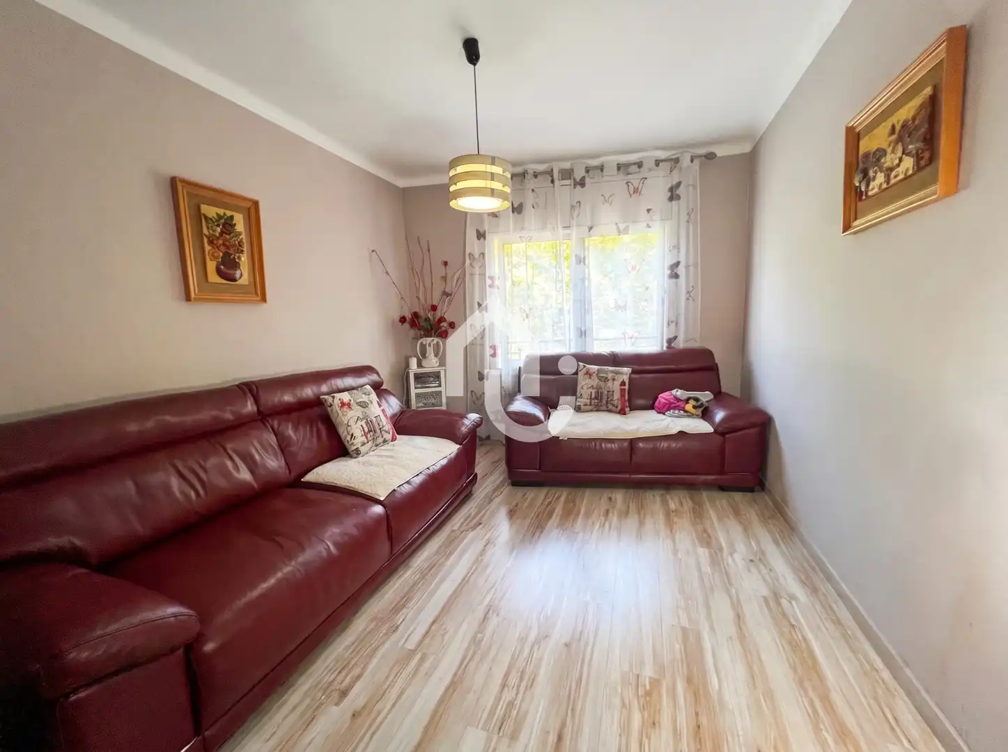 Living room of Flat for sale in Santa Coloma de Gramenet