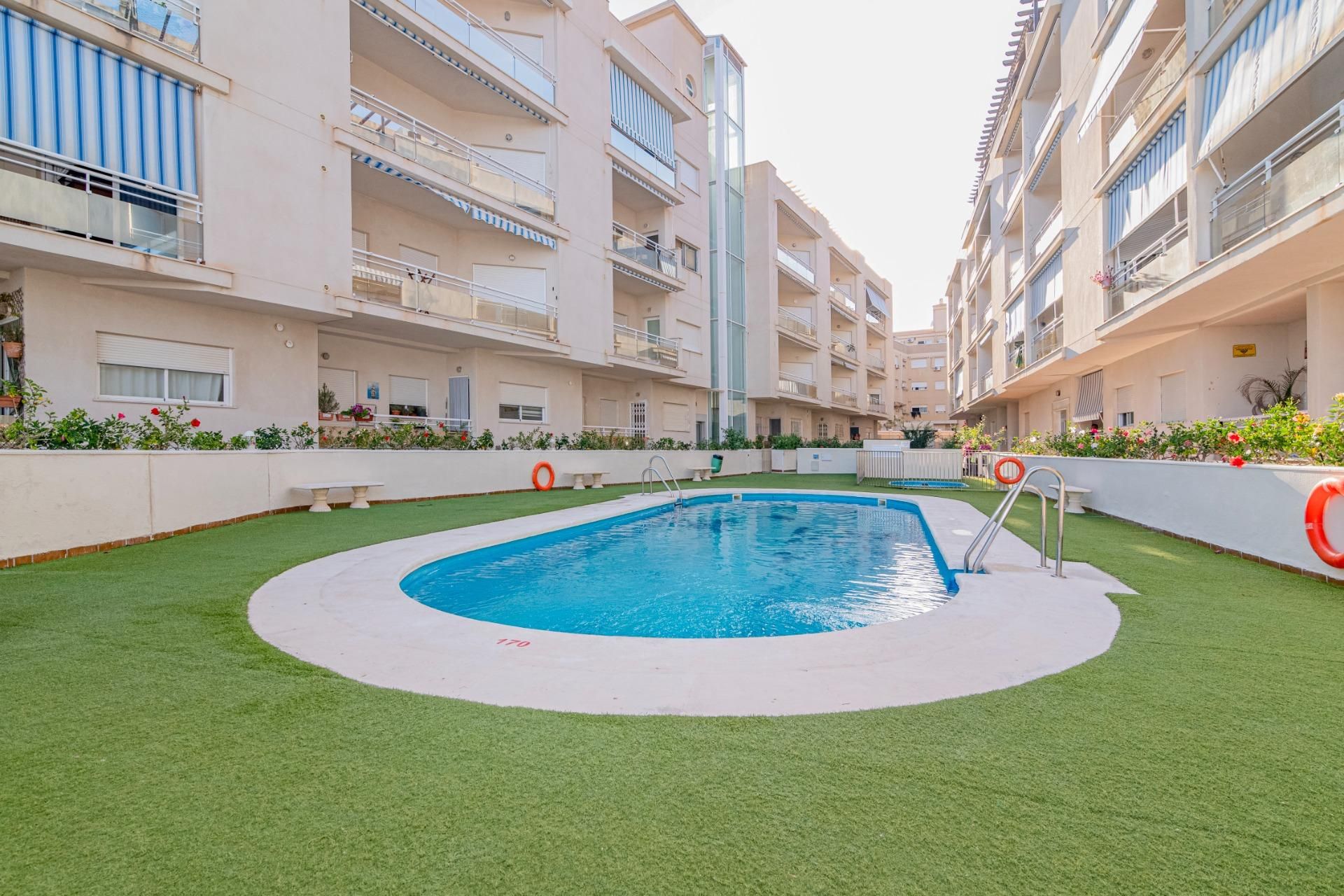 Piscina de Pis en venda en Gualchos amb Aire condicionat, Calefacció i Terrassa