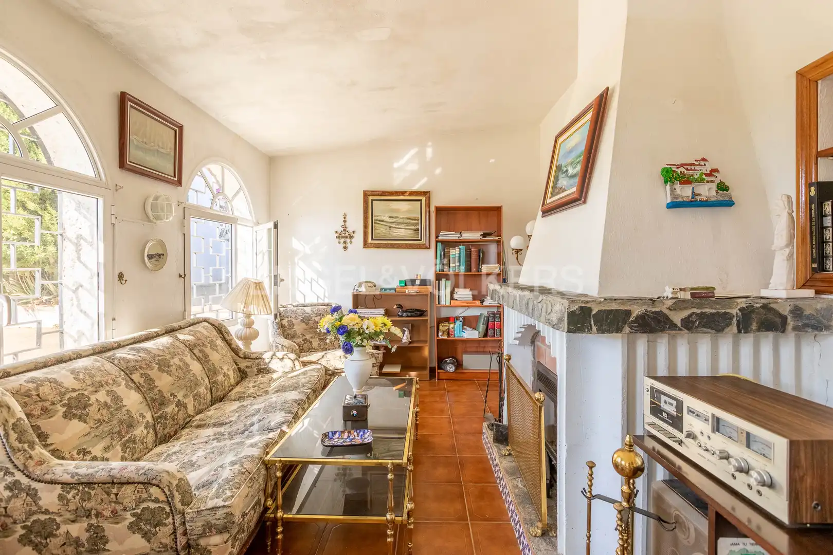 Sala de estar de Finca rústica en venta en El Rompido con Aire acondicionado, Calefacción y Jardín privado