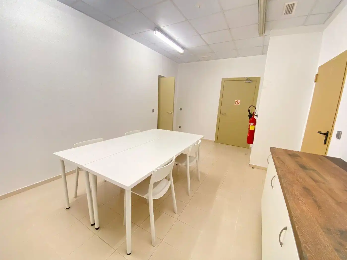 Büro zur Miete in Museros