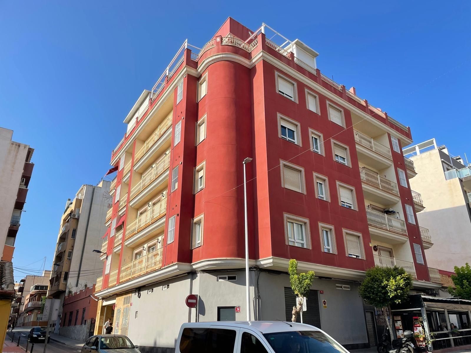 Vista exterior de Apartament en venda en Torrevieja amb Aire condicionat, Calefacció i Terrassa