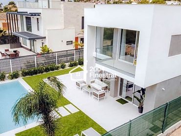 Maison avec piscine à vendre à París